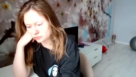 Snapshot of connie_daw chatting on January 30, 2025, 5:19 am Connie Daw online show from January 30, 2025, 5:19 am