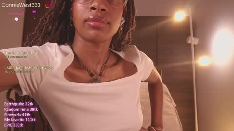   independent model online show from April 10, 2026, 12:16 am