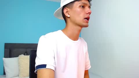 Snapshot of connor_garrett chatting on March 5, 2025, 11:05 pm Connor online show from March 5, 2025, 11:05 pm