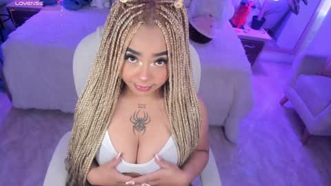 Snapshot of conny_curly chatting on January 22, 2025, 1:32 pm Conny online show from January 22, 2025, 1:32 pm