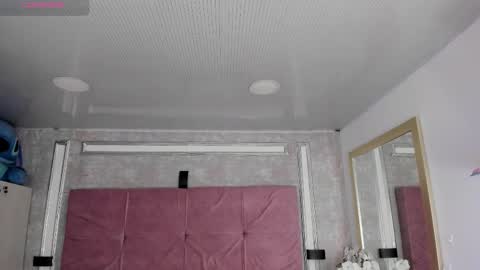 Snapshot of conny_curly chatting on November 18, 2025, 3:16 pm Conny online show from November 18, 2025, 3:16 pm