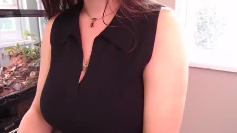 ANR Mommy online show from September 27, 2025, 9:09 pm
