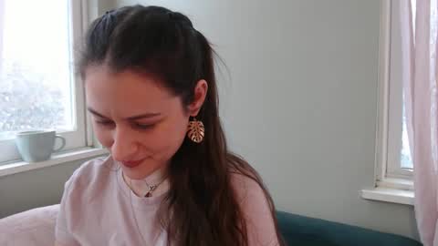 ANR Mommy online show from November 30, 2025, 4:11 pm