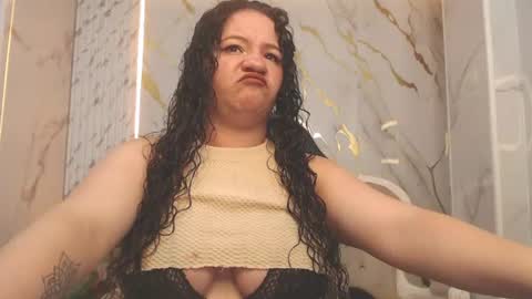 Snapshot of cony_curly_b chatting on July 10, 2026, 3:11 am Online 2200 - 0600 online show from July 10, 2026, 3:11 am