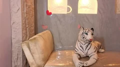 Snapshot of cony_curly_b chatting on July 26, 2026, 3:19 pm Online 2200 - 0600 online show from July 26, 2026, 3:19 pm
