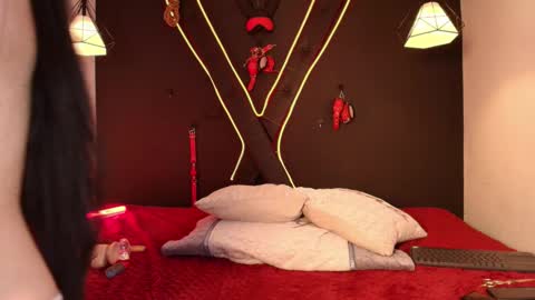 Snapshot of cookie_bit_ chatting on February 6, 2026, 5:34 am cookie_bit_ online show from February 6, 2026, 5:34 am