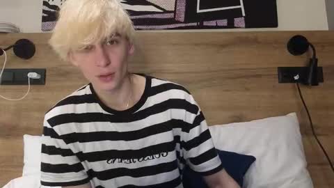 cookie_sex online show from October 14, 2025, 4:30 pm