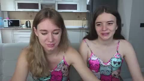 Snapshot of cookies_duo chatting on July 1, 2026, 6:15 am Alice untill 16 th February online show from July 1, 2026, 6:15 am