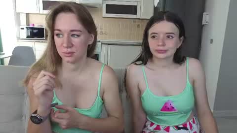 Snapshot of cookies_duo chatting on July 27, 2026, 6:20 am Alice untill 16 th February online show from July 27, 2026, 6:20 am