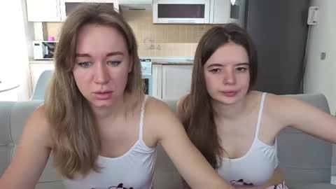 Snapshot of cookies_duo chatting on July 31, 2026, 6:13 am Alice untill 16 th February online show from July 31, 2026, 6:13 am