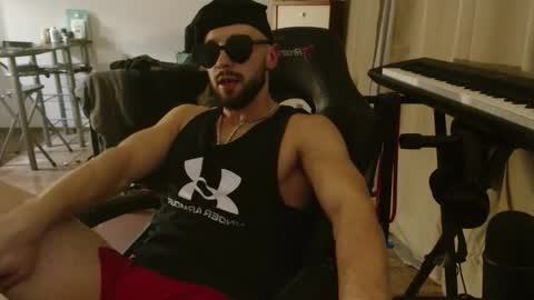 Stachu Jones online show from November 19, 2025, 5:57 pm