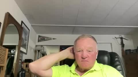 Snapshot of cookoosnest chatting on September 14, 2025, 5:06 am cookoosnest online show from September 14, 2025, 5:06 am