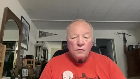 Snapshot of cookoosnest chatting on November 16, 2025, 3:39 pm cookoosnest online show from November 16, 2025, 3:39 pm