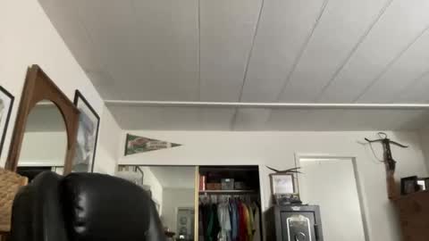 Snapshot of cookoosnest chatting on November 23, 2025, 5:18 am cookoosnest online show from November 23, 2025, 5:18 am