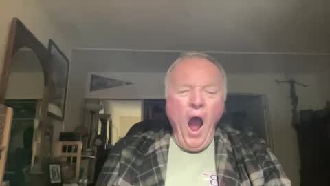 Snapshot of cookoosnest chatting on December 16, 2025, 8:52 am cookoosnest online show from December 16, 2025, 8:52 am