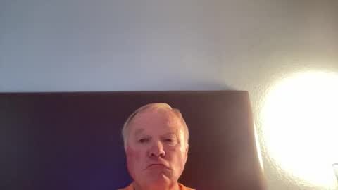 Snapshot of cookoosnest chatting on May 2, 2026, 5:23 am cookoosnest online show from May 2, 2026, 5:23 am