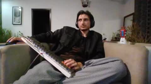 Cool2Buddies online show from April 5, 2026, 10:07 pm