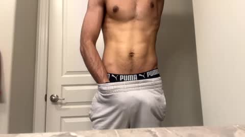 Snapshot of coolboy75289 chatting on February 1, 2025, 9:40 pm coolboy75289 online show from February 1, 2025, 9:40 pm