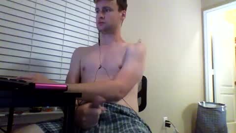 Snapshot of cooldude122222 chatting on December 22, 2024, 9:55 am cooldude122222 online show from December 22, 2024, 9:55 am