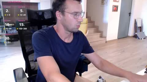 Snapshot of coolnerdguy79 chatting on September 11, 2025, 4:40 pm coolnerdguy79 online show from September 11, 2025, 4:40 pm