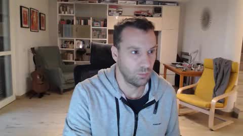 Snapshot of coolnerdguy79 chatting on December 16, 2025, 8:19 am coolnerdguy79 online show from December 16, 2025, 8:19 am