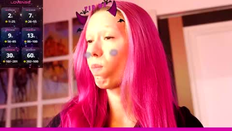 Ginger The Cringer online show from June 1, 2026, 11:56 am