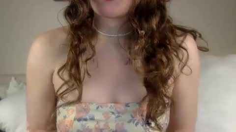 Snapshot of copperpearl chatting on December 9, 2024, 10:32 am CopperPearl online show from December 9, 2024, 10:32 am