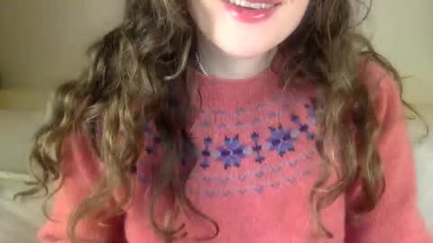 Snapshot of copperpearl chatting on December 9, 2024, 7:50 pm CopperPearl online show from December 9, 2024, 7:50 pm