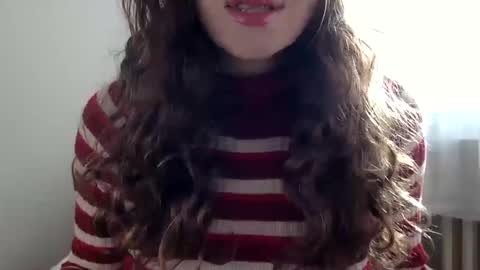 Snapshot of copperpearl chatting on December 21, 2024, 10:50 am CopperPearl online show from December 21, 2024, 10:50 am