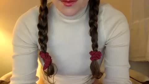 Snapshot of copperpearl chatting on January 28, 2025, 4:52 pm CopperPearl online show from January 28, 2025, 4:52 pm