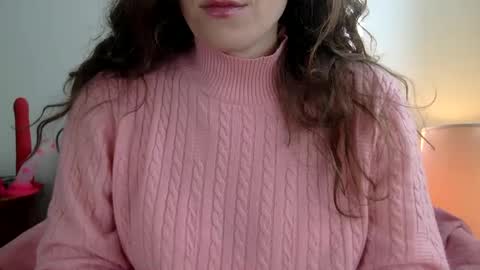 Snapshot of copperpearl chatting on February 20, 2025, 2:35 pm CopperPearl online show from February 20, 2025, 2:35 pm