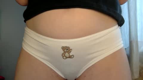 Snapshot of copperpearl chatting on February 24, 2025, 3:53 pm CopperPearl online show from February 24, 2025, 3:53 pm