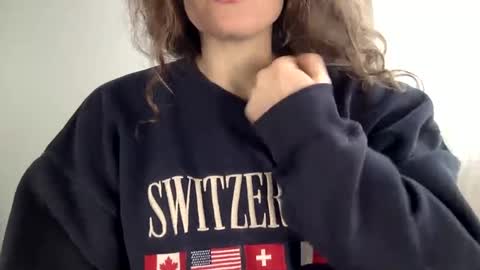 Snapshot of copperpearl chatting on February 28, 2025, 12:42 pm CopperPearl online show from February 28, 2025, 12:42 pm