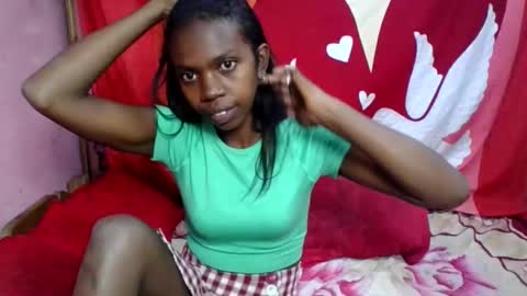 coquine_lara online show from May 15, 2026, 8:54 am