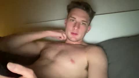 cor01 online show from November 16, 2025, 11:21 pm