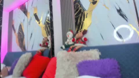 Snapshot of coral_bigboty chatting on December 14, 2024, 9:40 am sophie online show from December 14, 2024, 9:40 am