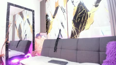 Snapshot of coral_bigboty chatting on January 25, 2025, 9:26 am sophie online show from January 25, 2025, 9:26 am