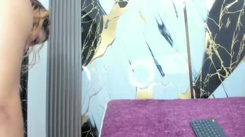 Snapshot of coral_bigboty chatting on January 28, 2025, 12:22 pm sophie online show from January 28, 2025, 12:22 pm