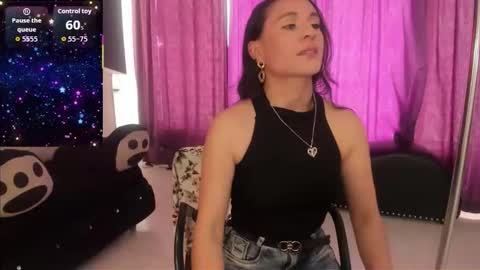 Coral  online show from November 8, 2025, 1:44 pm