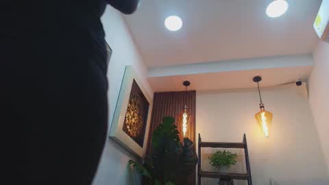 Coral online show from September 29, 2025, 11:04 am