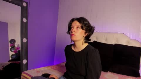 Snapshot of coralandocean chatting on December 4, 2025, 12:47 pm Coral and Ocean online show from December 4, 2025, 12:47 pm