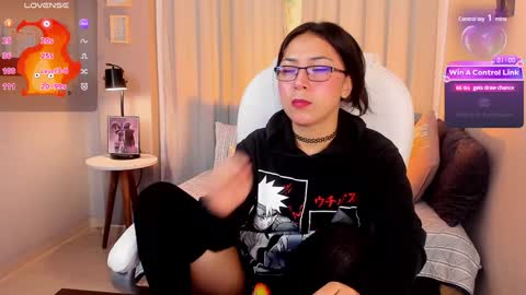 Coral Stefani online show from December 5, 2024, 9:39 am