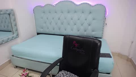 Snapshot of cordelia_perlman chatting on October 25, 2025, 2:24 pm Cordelia online show from October 25, 2025, 2:24 pm