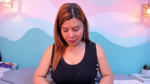 corina_taylor12 online show from April 29, 2026, 12:20 pm