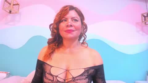 corina_taylor12 online show from June 27, 2026, 12:33 pm