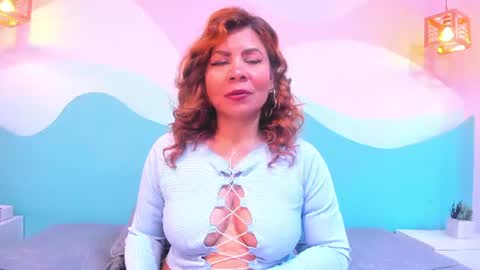 corina_taylor12 online show from July 14, 2026, 12:33 pm