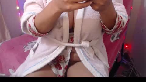 corinnahothotxxx online show from January 13, 2025, 3:58 pm