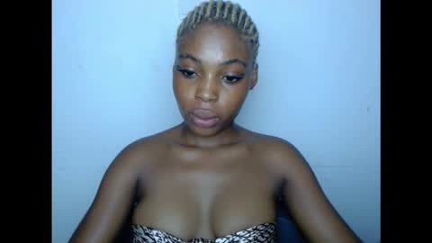 cornxcunt online show from November 16, 2025, 4:12 pm