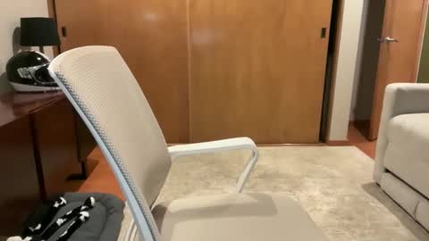 Corset Noir online show from March 18, 2026, 12:25 am