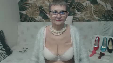 corssika online show from April 29, 2026, 6:58 pm